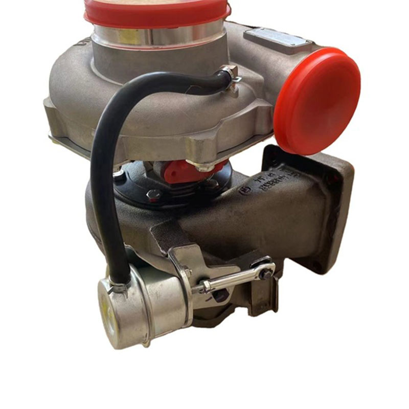 371 Turbopolnilnik motorja